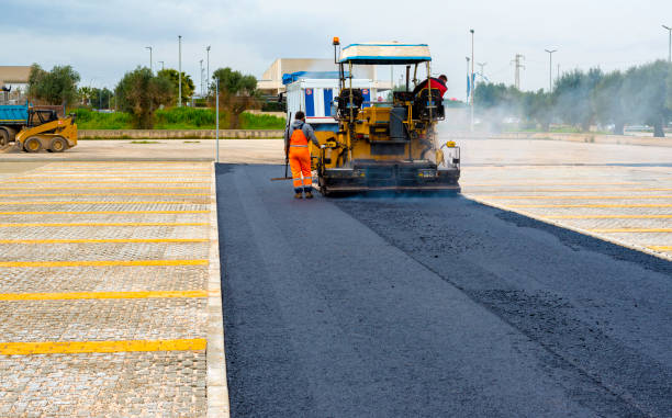 Best Professional Driveway Pavers  in Crothersville, IN